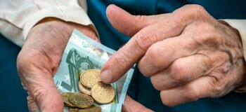 Pflegekräften droht Sozialhilfe